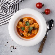 Куриная грудка с картофелем и овощами