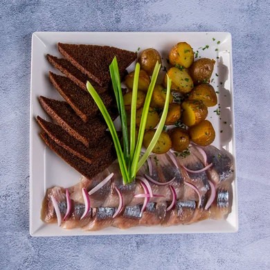 Сельдь с картофелем